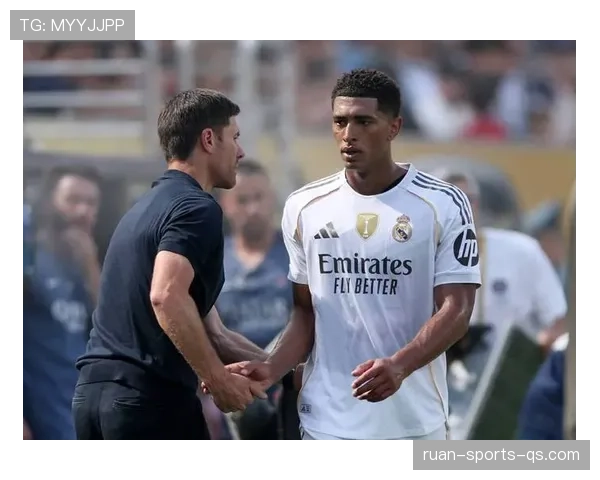 卡马文加如何在皇马中场确立多面手角色？